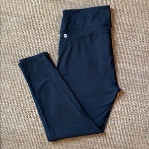 Fabletics Salar Solid PureLuxe Capri